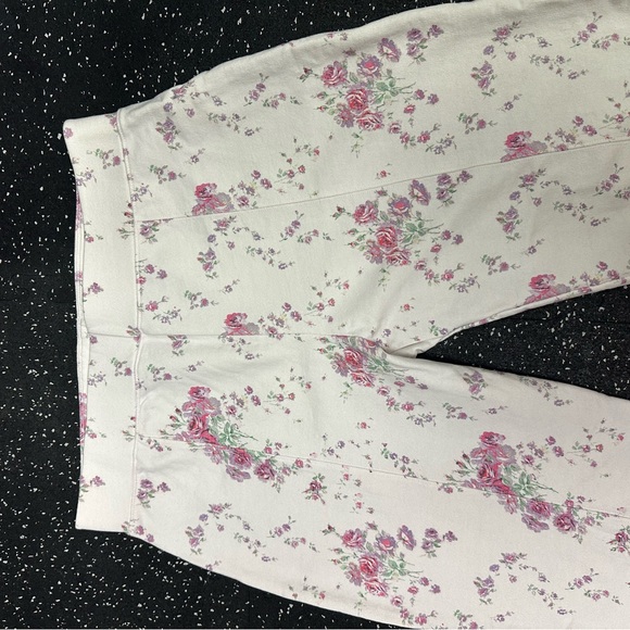 LoveShackFancy Reed Floral Lounge Pant - Picture 9 of 11